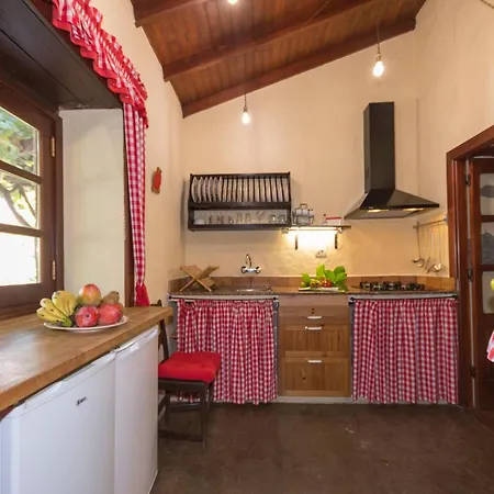 Holiday home Gc0002 Casa Con Piscina Y Barbacoa En Fontanales Moya (Gran Canaria)